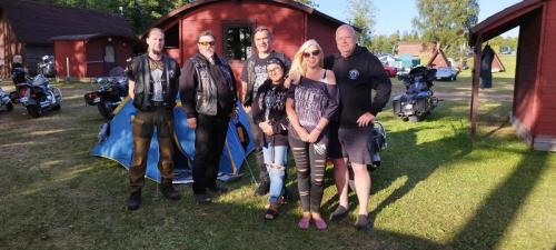 received 284567187559329