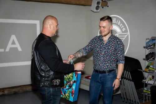 230422 V-Wheels Erlend Staub 300